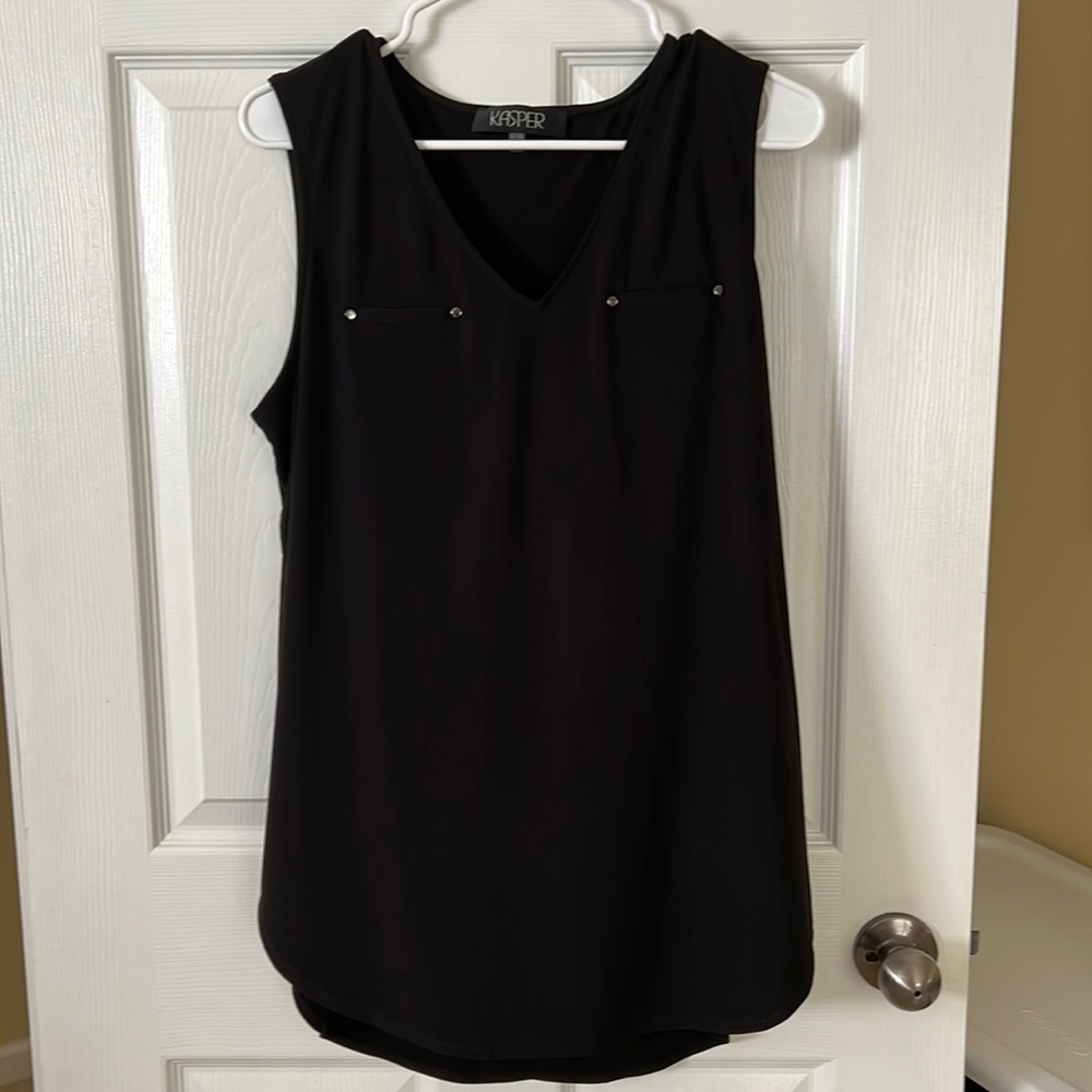 💥5 for $25💥 Kasper Women's High Low Top with Pocket Detail